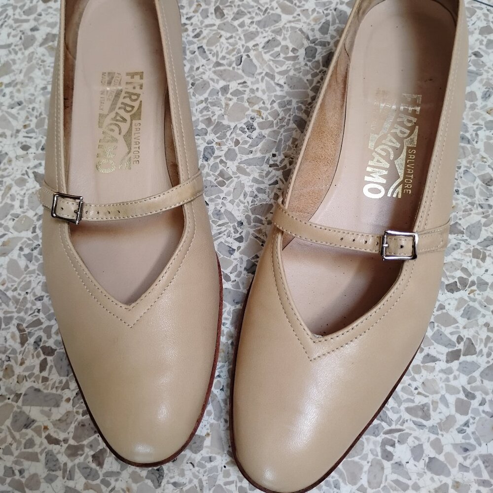 Salvatore Ferragamo Audrey ballet flats in beige / nude / light tan 8.5 = US 8